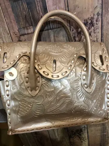 카빙 라이브스 S 사이즈 골드