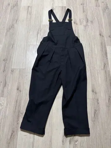 NEAT 니트 오버롤