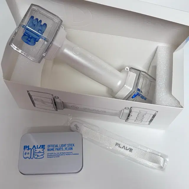 플레이브 응원봉 아뵹 가방 예준 파츠 일괄 판매합니다 ! (포카O)