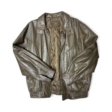 다크 브라운 가죽 아우터