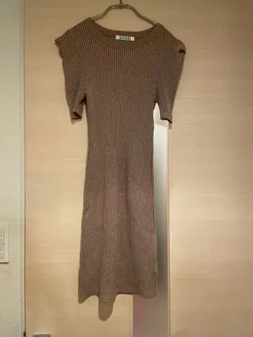 [ SNIDEL ] 라메 니트 미니 원피스