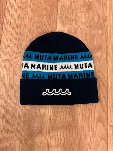 2025 신상 자카드 로고 니트 캡