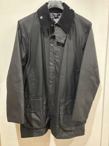 [ 컨디션 최상 ] 바버 뷰포트 블랙 38 오일드 자켓