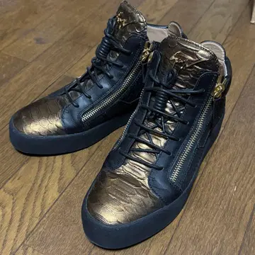 Giuseppe Zanotti 가죽 스니커즈 블랙/골드