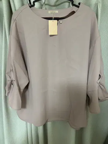 [ 새상품 ] Rose Tiara 퍼플 7부 소매 블라우스 사이즈 46