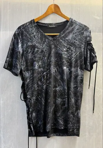 Tornado Mart V넥 사이드 레이스업 T셔츠