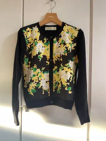 체스티 Chesty 미모사 패턴 가디건 긴팔