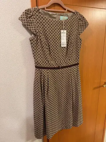 [ 미사용 새상품 택 포함 ] TOCCA 격자 무늬 원피스