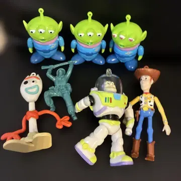 토이 스토리 굿즈 묶음 판매