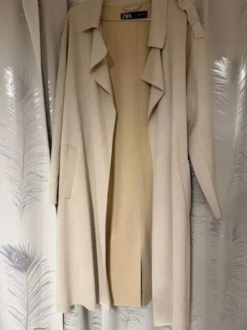 ZARA 베이지 롱 코트
