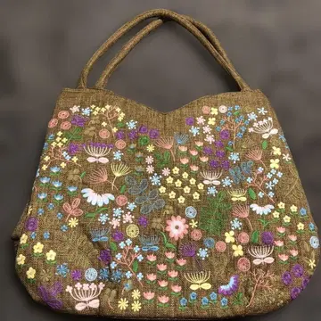 꽃무늬 자수 토트백 브라운