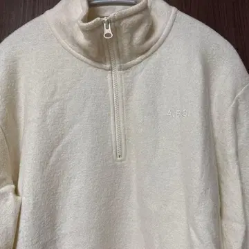 A.P.C 하프 지퍼 플리스