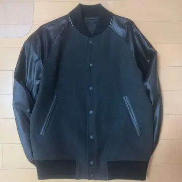 UNIQLO 울 합성 피혁 바시티 자켓 블랙