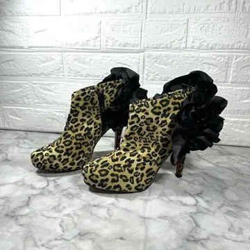 NUOVO 레오파드 무늬 프릴 장식 부티 레오파드 무늬 23.5 M