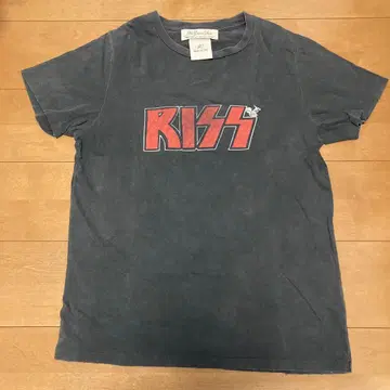 REMI RELIEF KISS 로고 T셔츠 L 사이즈