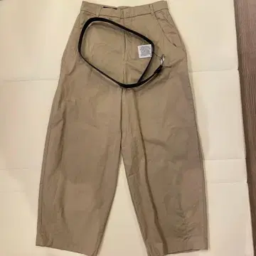 ZARA 벨트 포함 팬츠 M 사이즈 베이지