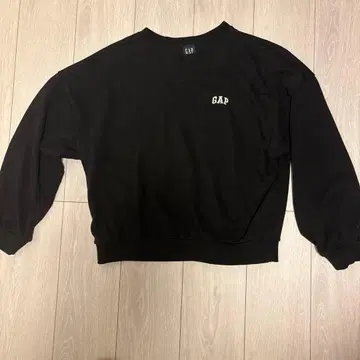 GAP sweat