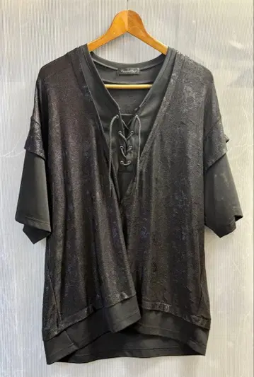 토네이도 마트 블랙 레이스업 T셔츠