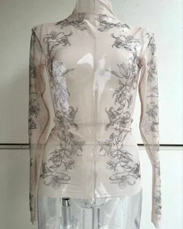 Melt the lady lily tattoo tops black