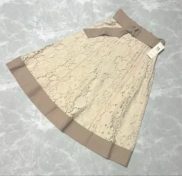 새상품 MISCH MASCH 레이스 플레어 스커트 베이지 M
