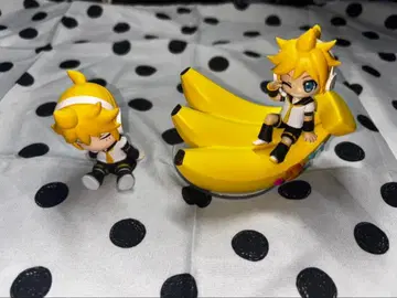 렌 피규어 바나나형 받침대 포함