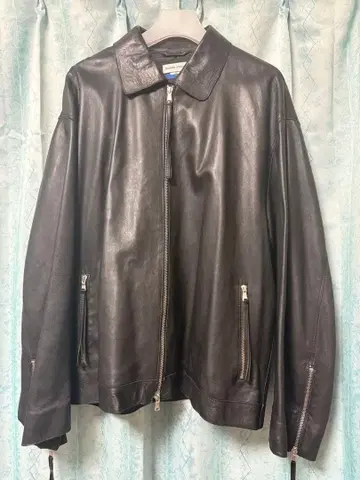 MAISON SPECIAL 블랙 가죽 자켓