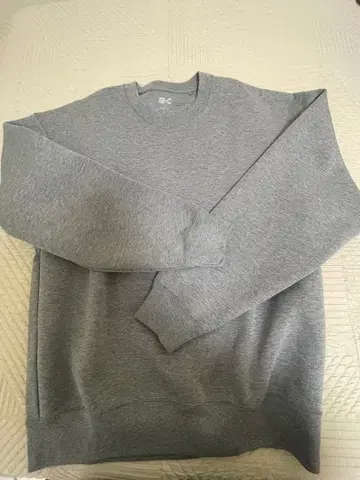 UNIQLO:C 크루넥 오버 사이즈 맨투맨 L (다크 그레이)