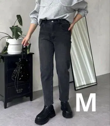 M 사이즈 허벅지 컬렉션 데님 스트레치 테이퍼드 데님