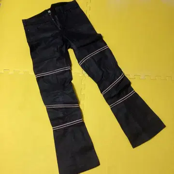 마리떼 프랑소와 저르보 부츠컷 데님