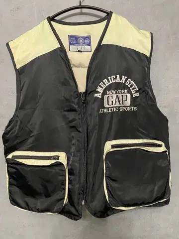 90s GAP 올드 갭 나일론 다운 베스트 블랙/베이지 L 자수 로고