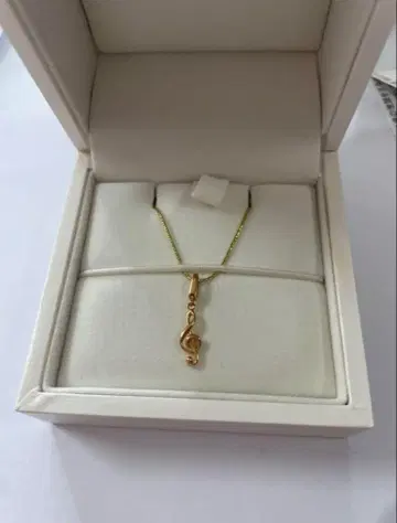 다나카 귀금속 음표 목걸이 탑