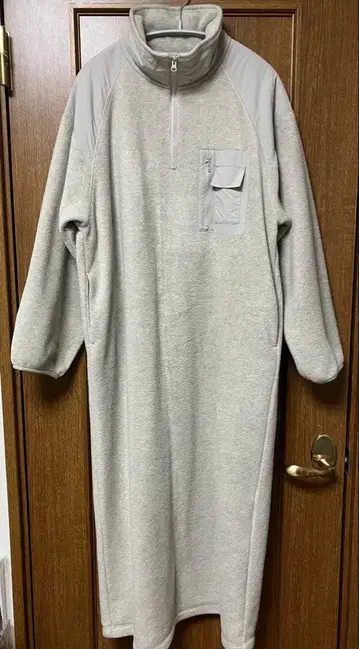 플리스 밀리터리 맥시 원피스 라이트 베이지