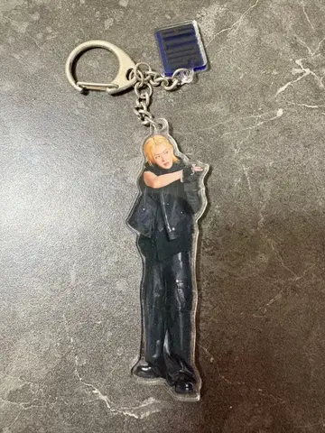 NCT127 THE MOMENTUM 아크릴 키링 유타