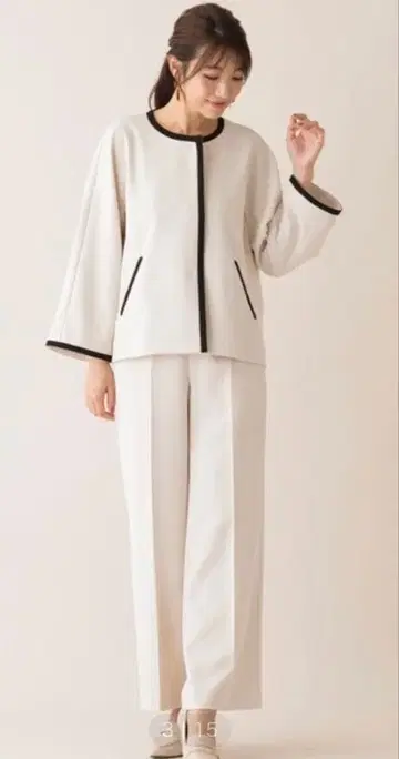 로즈 티아라 셋업 수트 베이지 바이컬러 46