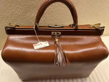 가죽제품 더블레스 백 닥터 백 새상품 정가 10만 엔