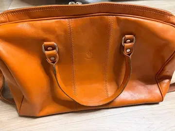 이탈리아에서 구매한 보스턴 백