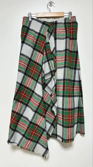 아메리 비대칭 체크 스커트