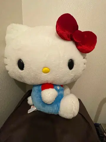 헬로키티 기가점보 고져스 리본 봉제 인형 2021