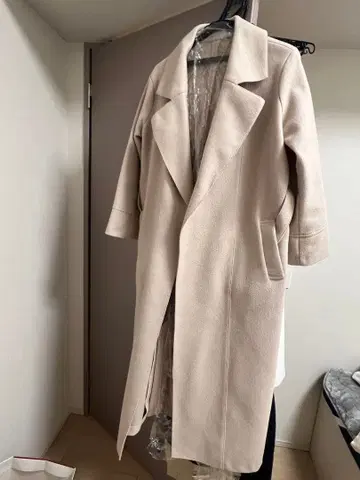 핑크 베이지 롱 코트 허리 벨트 포함