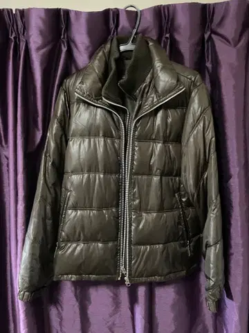 다크 브라운 다운 자켓