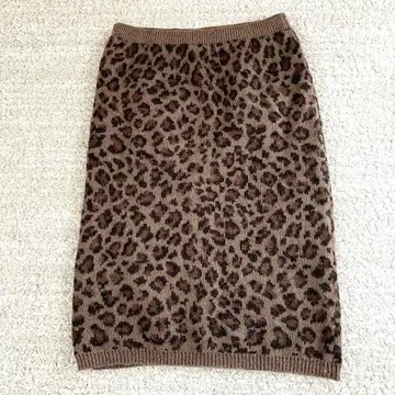 펠리시모 니트 타이트 스커트 레오파드 무늬 모헤어 허리밴딩 캐주얼