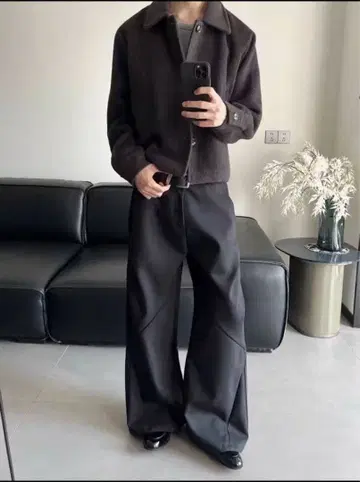 블랙 와이드 팬츠 프론트 턱