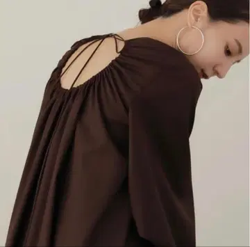 louren 백 오픈 롱 원피스