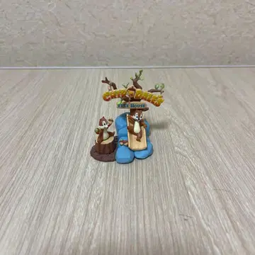 디즈니 칩과 데일 피규어