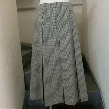 아쿠아 스큐텀 울 스커트 베이지 체크 무늬 Aquascutum