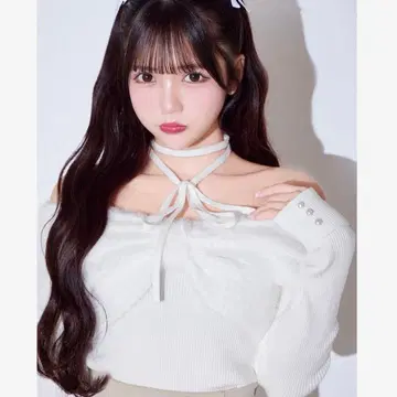 미셸 마카롱 아자토 오프숄더 리본 니트 FREE 프리 퍼 화이트