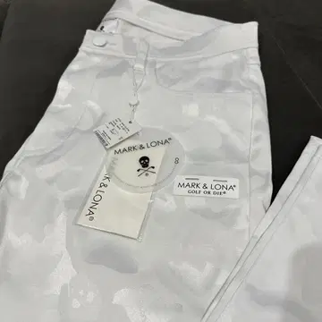 미사용 새상품 MARK&LONA 카모 패턴 화이트 팬츠 하의 48