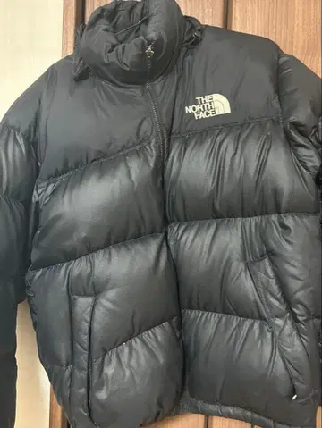 눕시 블랙 척이 부서졌습니다