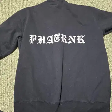 PHATRNK 블랙 크루넥 맨투맨