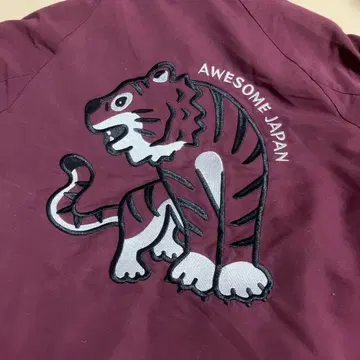 graniph 그라니프 AWESOME JAPAN 와인 레드 점퍼